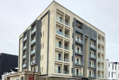 Standard 2 Bedroom Apartment with Gym, Swimming Pool and Elevator, Lekki Phase 1, Lekki, Lagos, Flat / Apartment for Sale