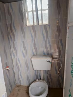 Luxury Bungalow, Igbogbo Estate, Igbogbo, Ikorodu, Lagos, Block of Flats for Sale