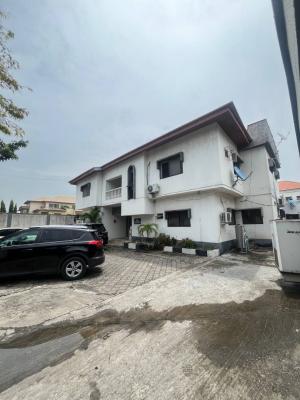Two Bedroom Apartment, Lekki Phase 1, Lekki, Lagos, Flat / Apartment for Rent