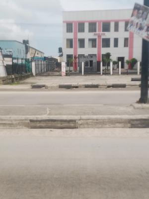 Gigantic Office Complex Plus 12890sqm Land Facing Express, Golf By Otunla, Lakowe, Ibeju Lekki, Lagos, Plaza / Complex / Mall for Sale
