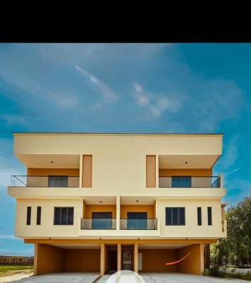 4 Bed   Semi-detached House   5 Bath, Lekki Phase 1, Lekki, Lagos, Semi-detached Duplex for Sale