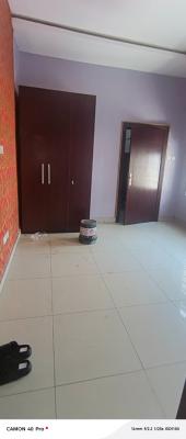 Room Upstairs Shared Apartment in Chevron, Chevy View Estate, Lekki, Lagos, Self Contain (single Rooms) for Rent