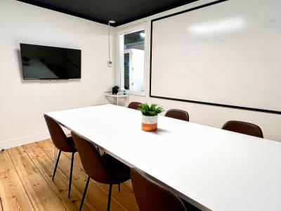 Serviced Office Space for 10 Workstations in Hq, 10 Baga Road, Maiduguri, Borno, Office Space for Rent