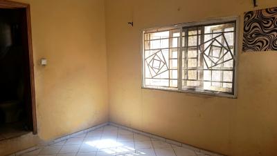 Standard Ordinary Room, Off Dairo Street, Ikosi, Ketu, Lagos, Flat / Apartment for Rent