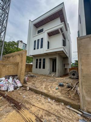 6-bedroom Fully Detached Duplex Located in a Prime and Secure Environm, Victoria Island (vi), Lagos, Detached Duplex for Sale