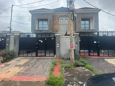 A 2 Bedroom Flat