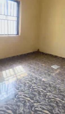 1bedroom Flat, Ground Floor,  Tarred Road, Area 1 Shopping Center, Garki, Abuja, Flat / Apartment for Rent