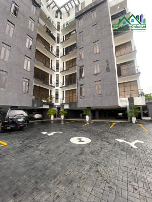Spacious 3 Bedroom Apartment with a Bq, Lekki Phase 1, Lekki, Lagos, Flat / Apartment for Rent