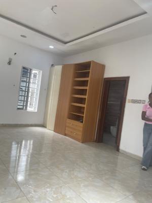 a Room in Shared Apartment, Osapa Lekki, Lekki, Lagos, Flat / Apartment for Rent