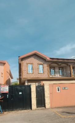 4 Bedroom Semi-detached with Bq   Location - Diamond Esta6, Magodo Pha, Gra Phase 2, Magodo, Lagos, Semi-detached Duplex for Rent