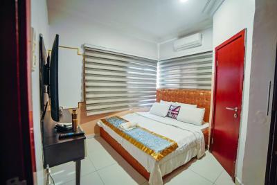 a Touch of Affordable  Luxury Fully Furnished 1 Bedroom Miniflat, Lekki Phase 1, Lekki, Lagos, Mini Flat (room and Parlour) for Rent