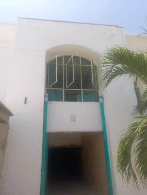 Spacious Big Shop/ Office Space, Upstairs- Front Shop, Lekki Phase 1, Lekki, Lagos, Commercial Property for Rent