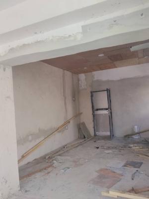 Premium Upstairs Rear Shop/office, Off Admiralty Way, Lekki Phase 1, Lekki, Lagos, Shop for Rent