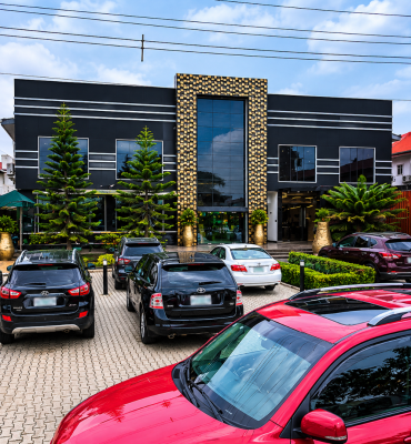 Commercial Property for Lease Strategically Located, Lekki Phase 1, Lekki, Lagos, Commercial Property for Rent