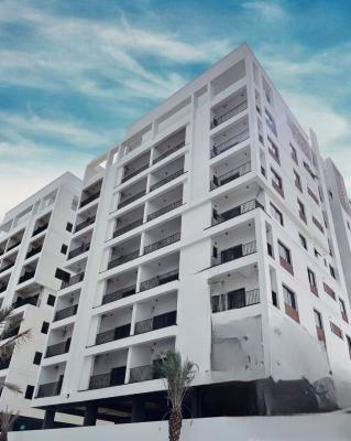 2 Bedroom Apartment with a Swimming Pool and  Gym, Lekki Phase 1, Lekki, Lagos, Block of Flats for Sale