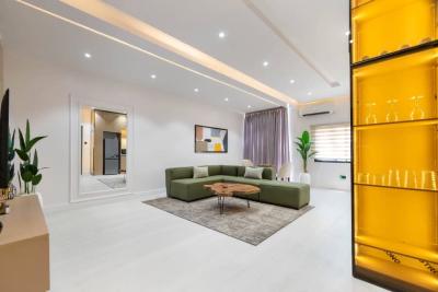 Luxury Big One Bedroom with Ps5 and Other Amenities, Lekki Phase 1, Lekki, Lagos, Flat / Apartment Short Let