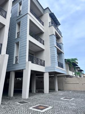 Spacious 3bedroom Apartment with Bq, Off Eric Moore Road, Surulere Lagon, Surulere, Lagos, Block of Flats for Sale