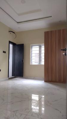 Executive 2 Bedroom in Highend Neighbourhood, Bode Thomas, Surulere, Lagos, Flat / Apartment for Rent
