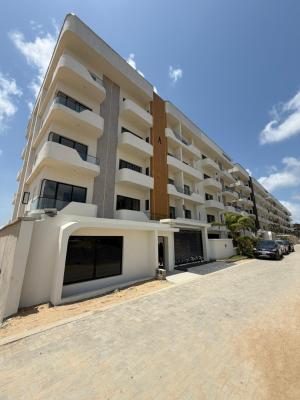 Nice 2 Bedroom Apartment with Excellent Facilities, Lekki Foreshore, Lekki Phase 1, Lekki, Lagos, Block of Flats for Sale