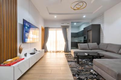 Luxury One Bedroom with Swimming Pool, Lekki Phase 1, Lekki, Lagos, Flat / Apartment Short Let