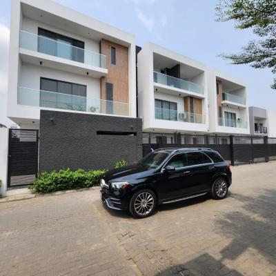 a Classy & Brand New 2bedroom Penthouse in a Secure Estate., By Pinnock Beach Road  Dr Kennedy Okonkwo Street, Osapa, Lekki, Lagos, Flat / Apartment for Sale