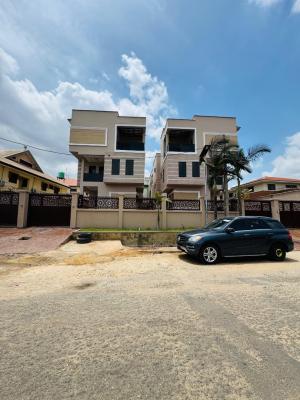 Spaciously Built 5 Bedroom Detached with Perfect Finishing with C of O, Omole Phase 1, Ikeja, Lagos, Detached Duplex for Rent
