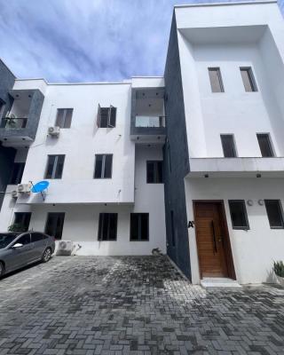 4 Bedroom Terrace Duplex + Bq, Lekki, Lagos, Terraced Duplex for Sale