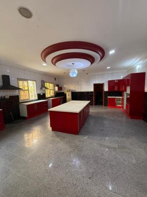 Well Renovated 5 Bedroom Luxury Detached House, Nicon Town, Lekki, Lagos, Detached Duplex for Sale