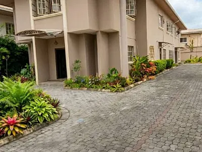 9 Bedroom Detached House with Staff Quarters — Parkview, Ikoyi, Lagos