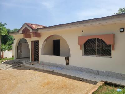 Spacious 4 Bedroom Detached House with 2 Rooms Bq, Garki, Abuja, Detached Bungalow for Rent