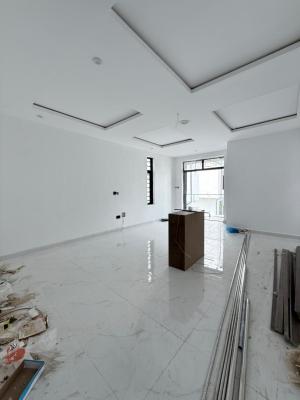 2bedroom Flat in a Secured Estate, Chevron, Lekki, Lagos, Flat / Apartment for Rent