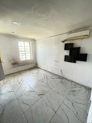 Massive Room in a Shared Apartment, Lekki Conservation Road, Lekki, Lagos, Self Contain (single Rooms) for Rent