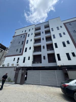 Spacious 2 Bedroom Apartment, Lekki Phase 1, Lekki, Lagos, Flat / Apartment for Rent