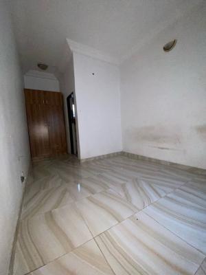 Single Room in a Shared Apartment with Lovely Bathroom, Chevron, Lekki, Lagos, Self Contain (single Rooms) for Rent