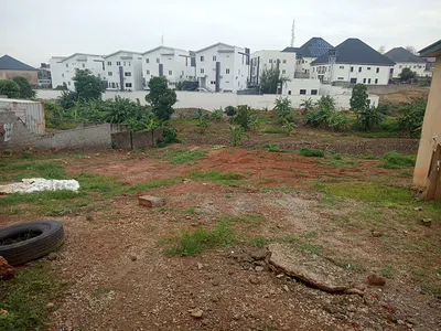 Distress 100 Hectares of Land C of O