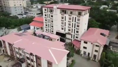 70 Rooms and Suites - Swimming Pool - Indoor and Outdoor Bars - Roofto, Victoria Island (vi), Lagos, Hotel / Guest House for Sale