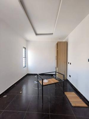 2-bedroom Flat, Lekki Phase 1, Lekki, Lagos, Mini Flat (room and Parlour) for Rent