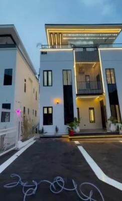 Luxury Standard Spacious 5 Bedroom Detached Duplex with Bq & Pool, Guzape District, Abuja, Detached Duplex for Sale