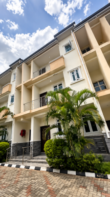 4bedrooms Terrace Duplex with Bq, Tarred Road, Guzape District, Abuja, Terraced Duplex for Rent