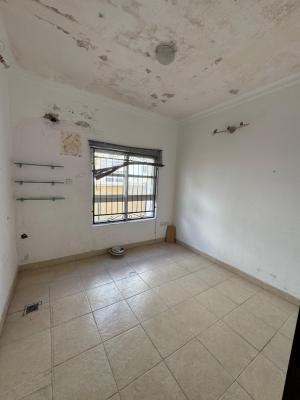 Miniflat, Burdillion Court, Lekki Expressway, Lekki, Lagos, Mini Flat (room and Parlour) for Rent