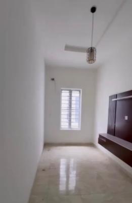 2 Bedroom Apartment, Oral Estate, Lekki Expressway, Lekki, Lagos, Flat / Apartment for Rent
