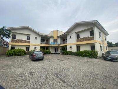 Self-service 3 Bedroom Flat  Lekki Phase 1, Off Tf Kuboye Lekki Right By Pinnacle Filling Station, Lekki Phase 1, Lekki, Lagos, Flat / Apartment for Rent