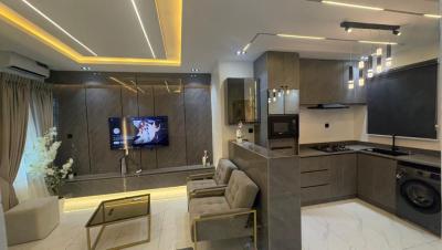 Stay in Comfort & Style, Yaba, Lagos, Flat / Apartment Short Let