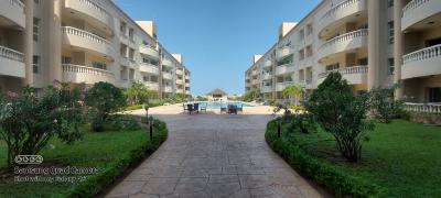 Aesthetically Pleasing Waterfront 4 Bedroom Apartment with Jetty, Along Banana Island Estate Road, Banana Island, Ikoyi, Lagos, Flat / Apartment for Rent