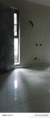 Beautiful Room Downstairs Shared Kitchen Apartment, Chevron Drive, Lekki, Lagos, Self Contain (single Rooms) for Rent