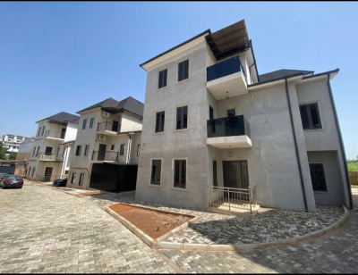 4 Bedrooms Terraced Duplex with Bq, Guzape District, Abuja, Terraced Duplex for Rent
