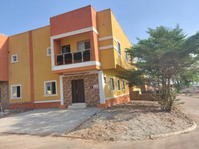 Luxury 4-bedroom Semi-detached Duplex on Tarred Road, Lennar Hillside Estate, Kubwa, Abuja, Semi-detached Duplex for Sale