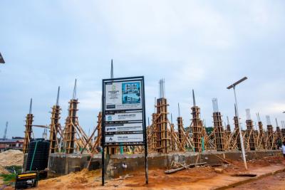 Spacious Luxurious 2 Bedroom Apartments with BQ with Good Title