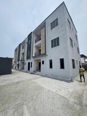 Modern and Contemporary Brand New in Secured Estate, Sangotedo, Ajah, Lagos, Flat / Apartment for Rent