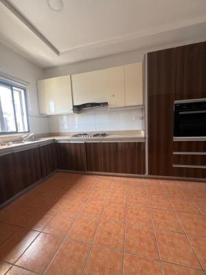 Well Maintained Luxury 3 Bedroom Serviced Flat with Bq and Pool, Oniru Royal Estate, Victoria Island, Oniru, Victoria Island (vi), Lagos, Flat / Apartment for Sale